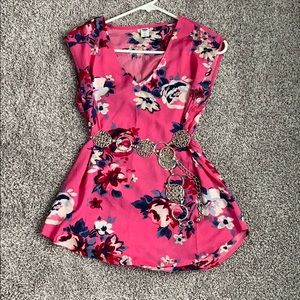 Spring sleeveless top